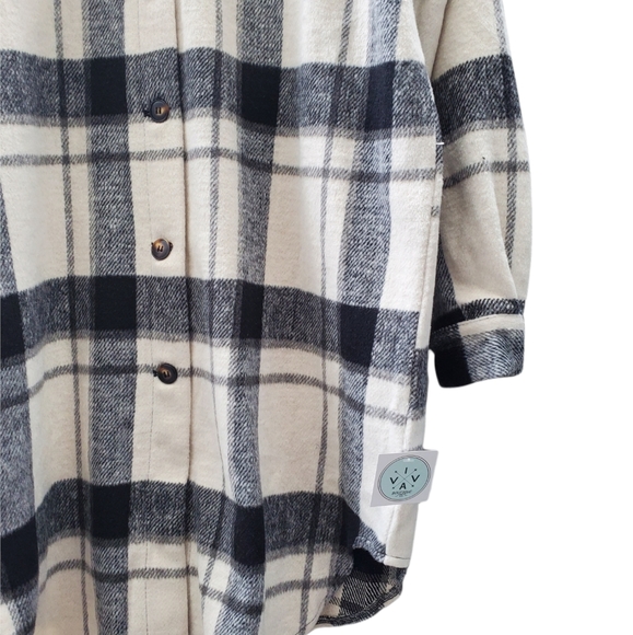 Plaid Drop Shoulder Button Oversized Coat - Picture 8 of 12